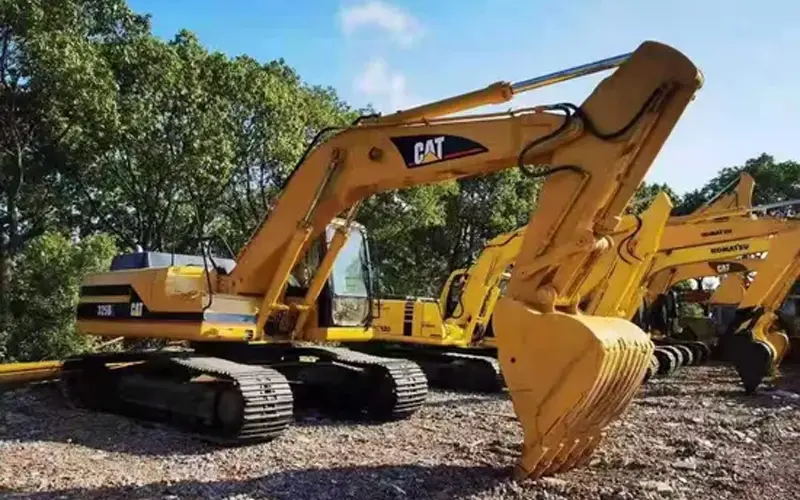 20 ton brugt Cat 320D gravemaskine på larvefødder