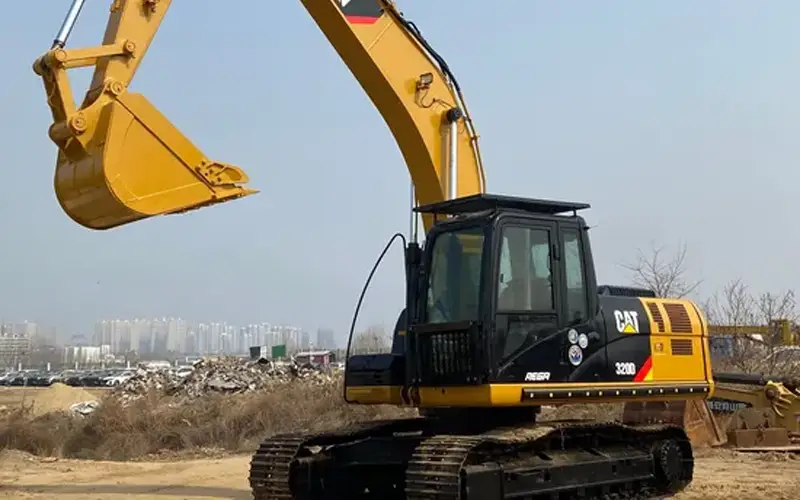 20 ton brugt Cat 320D gravemaskine på larvefødder