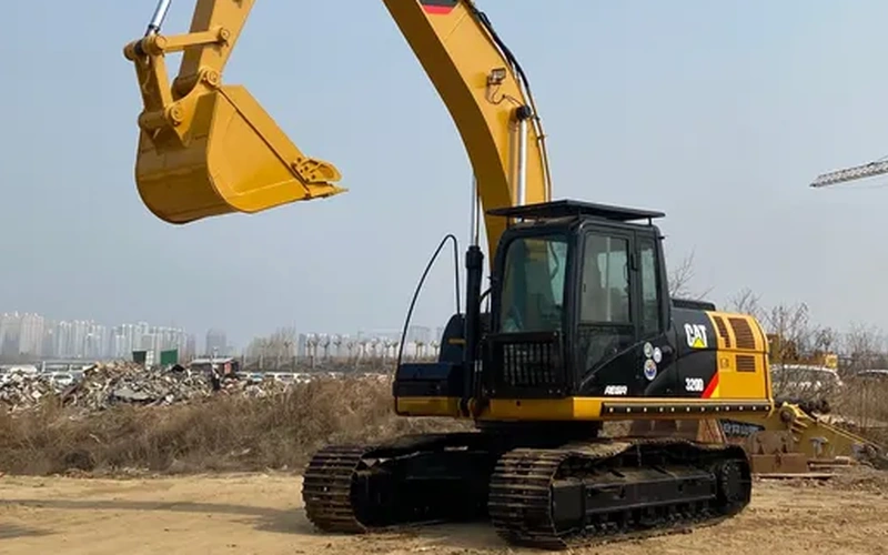 20 ton brugt Cat 320D gravemaskine på larvefødder