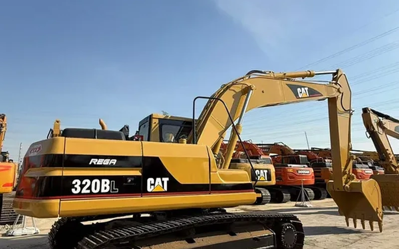 20 Tons 2023 Model Used CAT 320BL Crawler Excavator