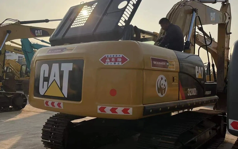 CAT 320D2 20ton Gebrauchter Raupenbagger