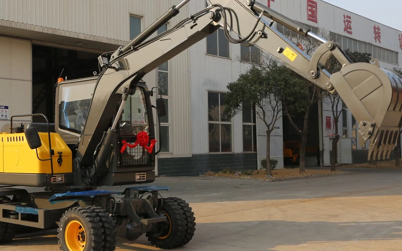 Elektro-Raupenbagger, 7 Tonnen, hydraulisch, auf Rädern