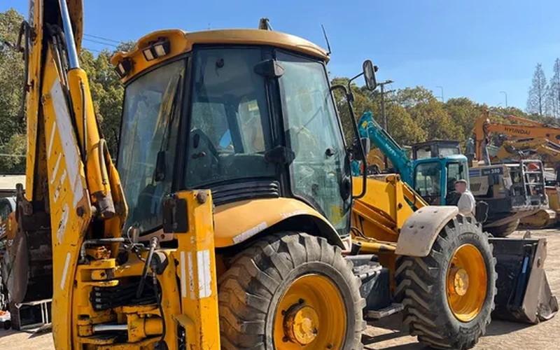 JCB 4CX Used Backhoe Loader