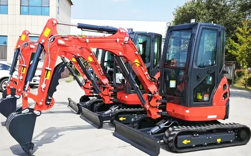 Mini-pelle 3,5 tonnes avec moteur japonais