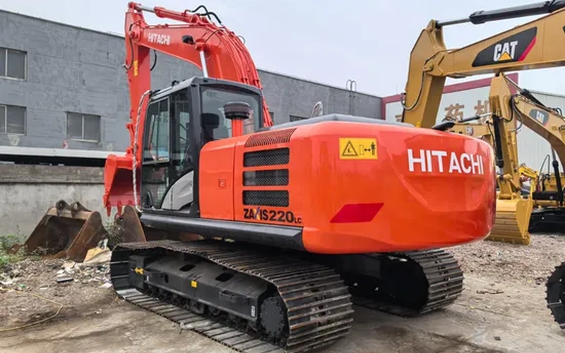 Brugt Hitachi ZX220LC-5G gravemaskine