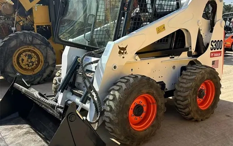 Used Bobcat S300 Mini Skid Steer Loader