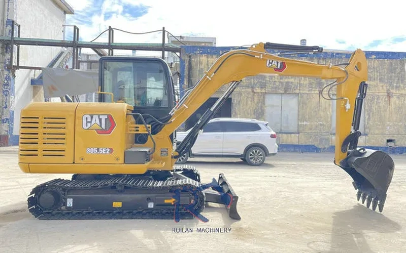 Gebrauchte CAT305.5E2 Caterpillar 5T Bagger