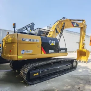 käytetty caterpillar 320d 20 tonnin telakaivukone banner 1