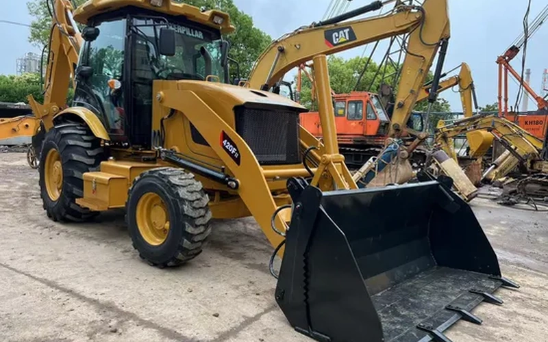 Used Caterpillar 420F Backhoe Loader