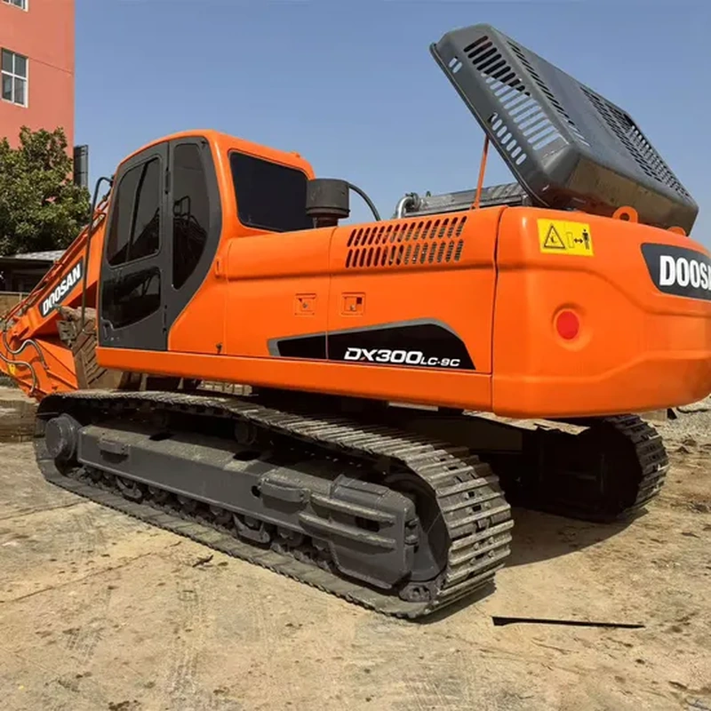 used doosan dx300lc crawler excavator banner 1 escavatore cingolato doosan dx300lc usato banner 1