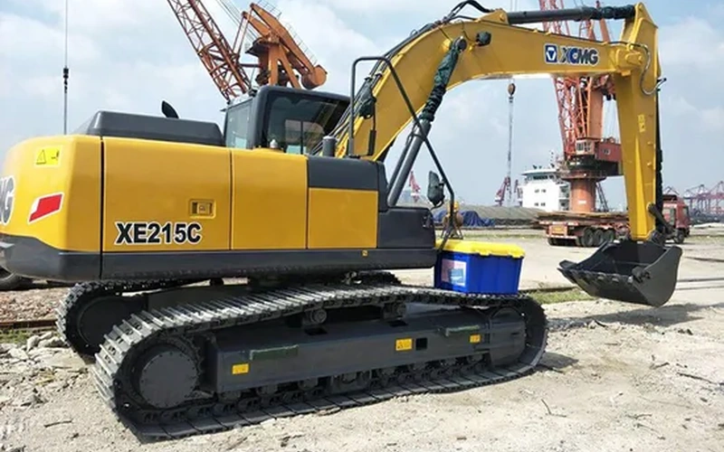 الحفارات الهيدروليكية الزاحفة المستعملة