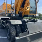 used hyundai r210 hydraulic wheel excavator banner 3