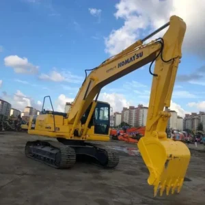 used komatsu hydraulic 11 to 20 tons excavators banner 2
